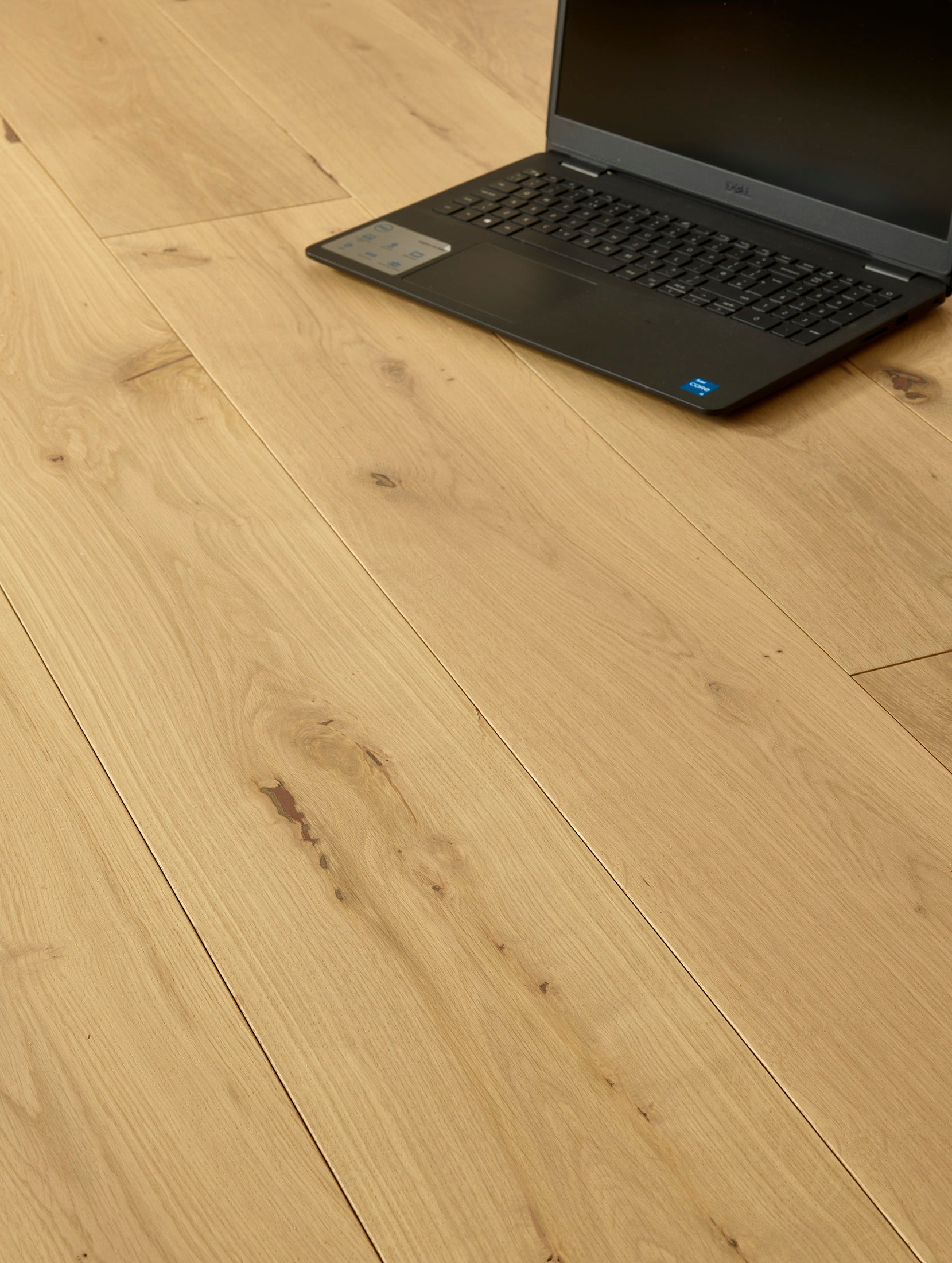 20(6)x190 Raw Invisible Lacquered Oiled Oak Flooring image 0