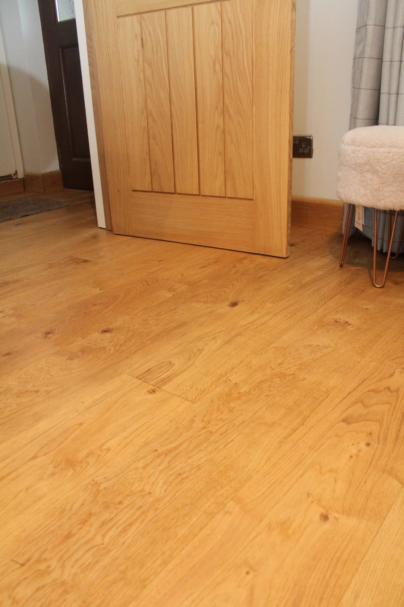 14(3)x150 Brushed & Natural Oiled Oak Flooring image 6