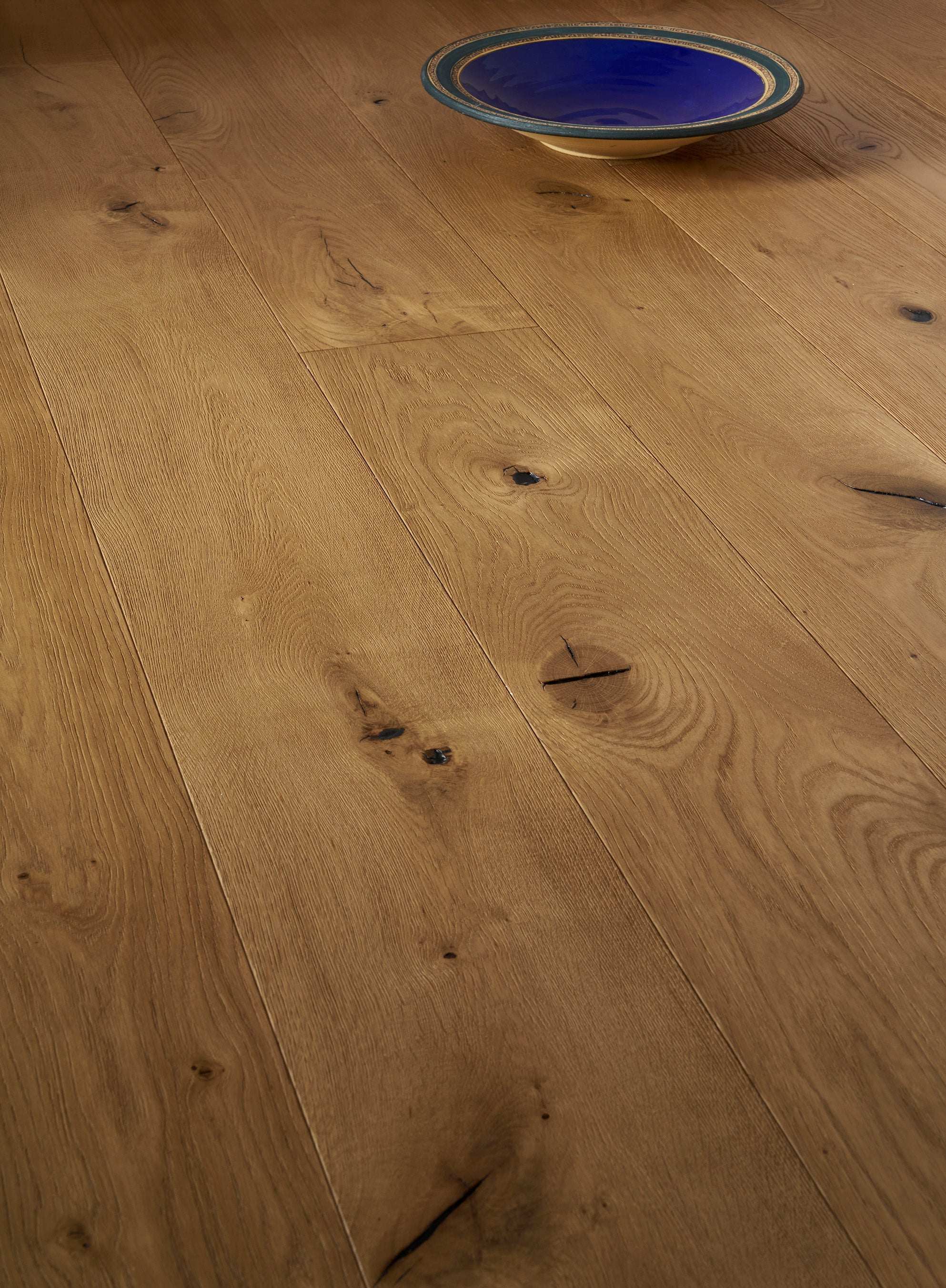 14(3)x220x2200 Brushed Mellow Reactive Stain Sunken Filler Engineered Oak Flooring ETNA220 - Box Coverage 2.094m2
