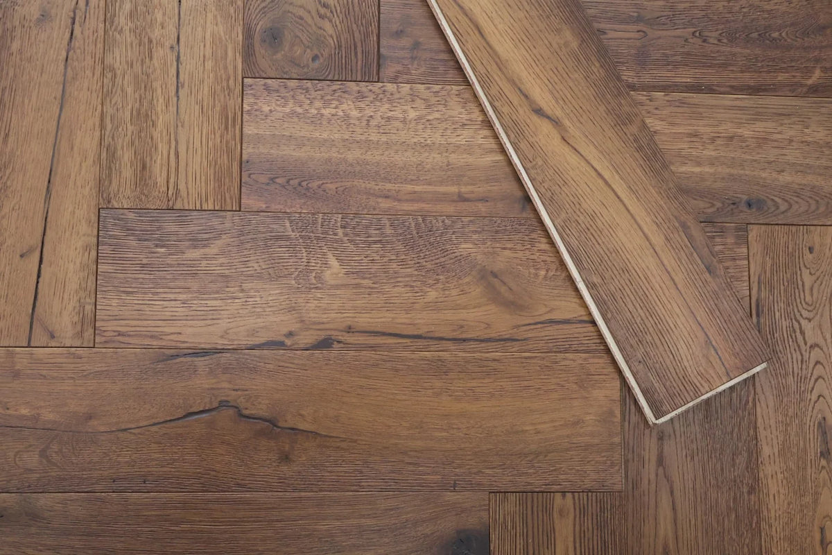 14(3)x125x600 Antique Brown Brushed Oiled Herringbone Engineered Oak Flooring - Box Coverage 1.2m2
