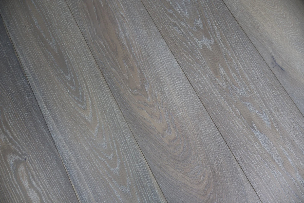 15(4)x260x2200mm Smoked White Oiled Engineered Oak Flooring - Box Coverage 2.860m2