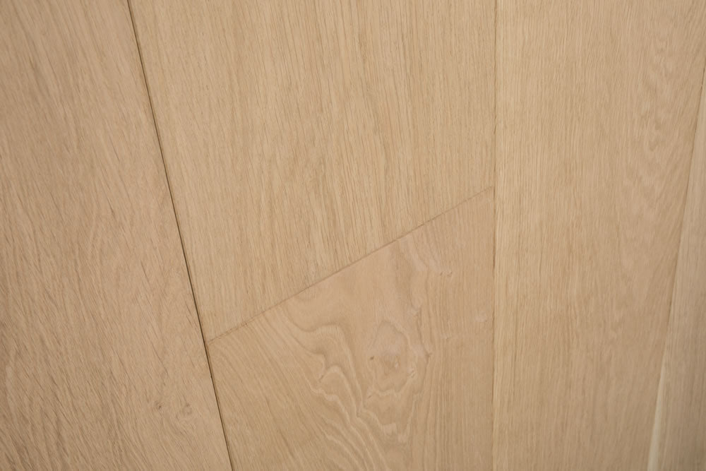15(4)x189 Unfinished Oak Flooring image 4