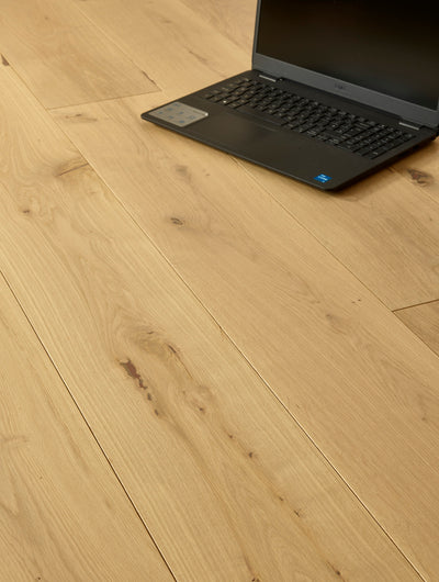 20(6)x190 Raw Invisible Lacquered Oiled Oak Flooring image 0