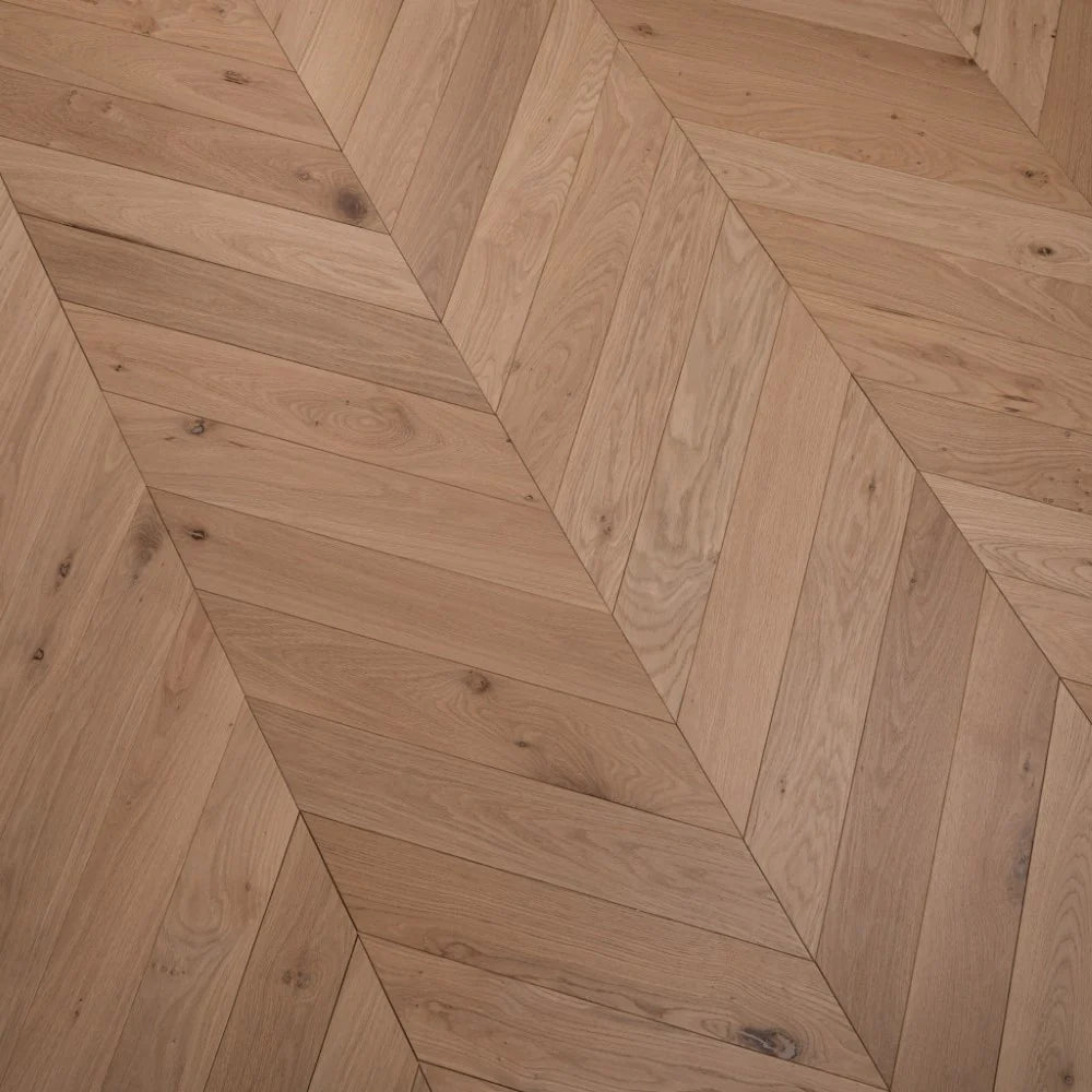 14(3)x90x510mm Chevron Unfinished Engineered Oak Flooring image 0