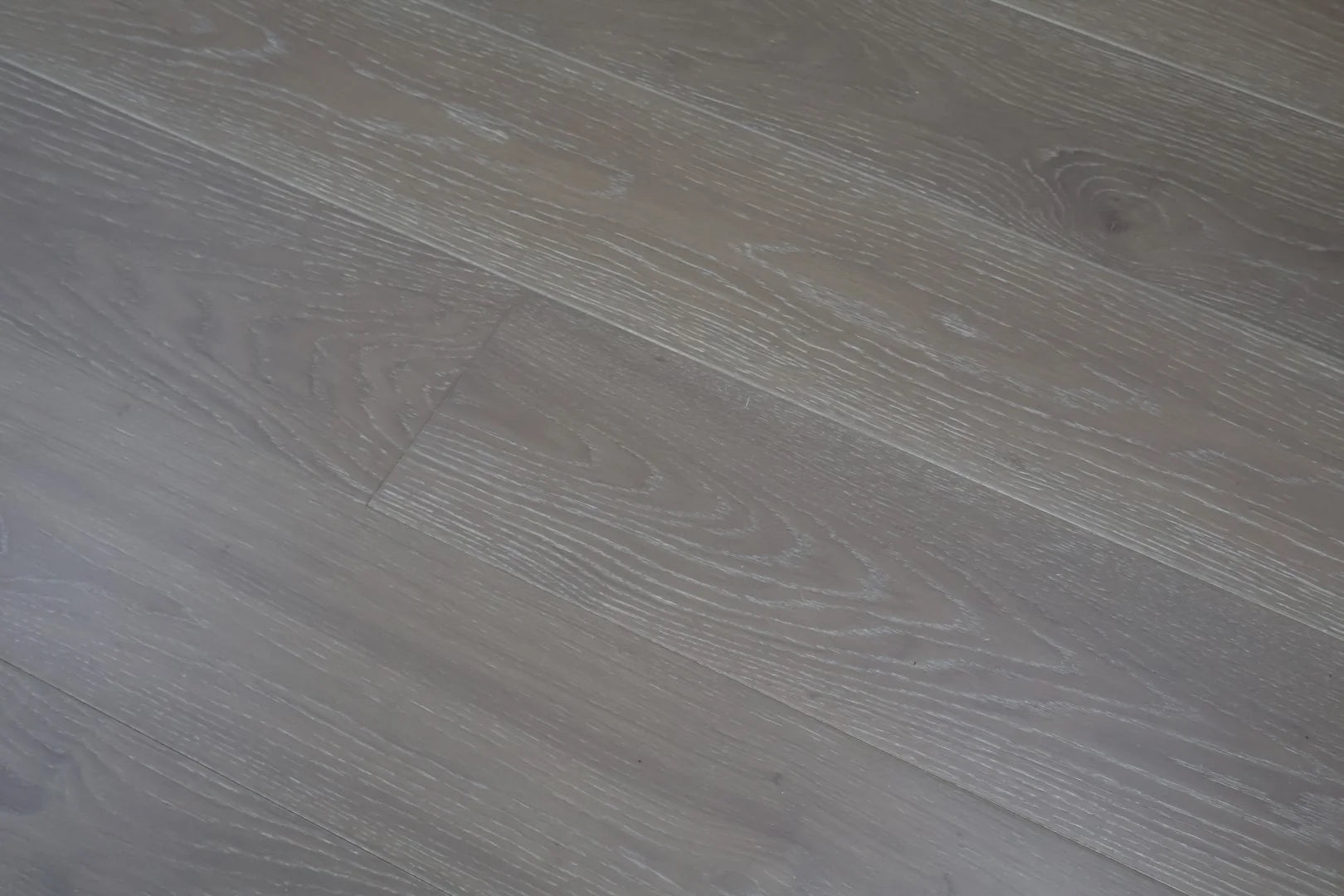 14(3)x220x2200 Sandy Grey Oiled Engineered Oak Flooring - Box Coverage 2.904m2