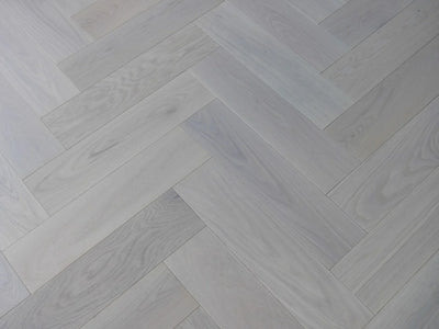 14(3)x125x600 White Oiled Engineered Oak Herringbone - Box Coverage 1.2m2