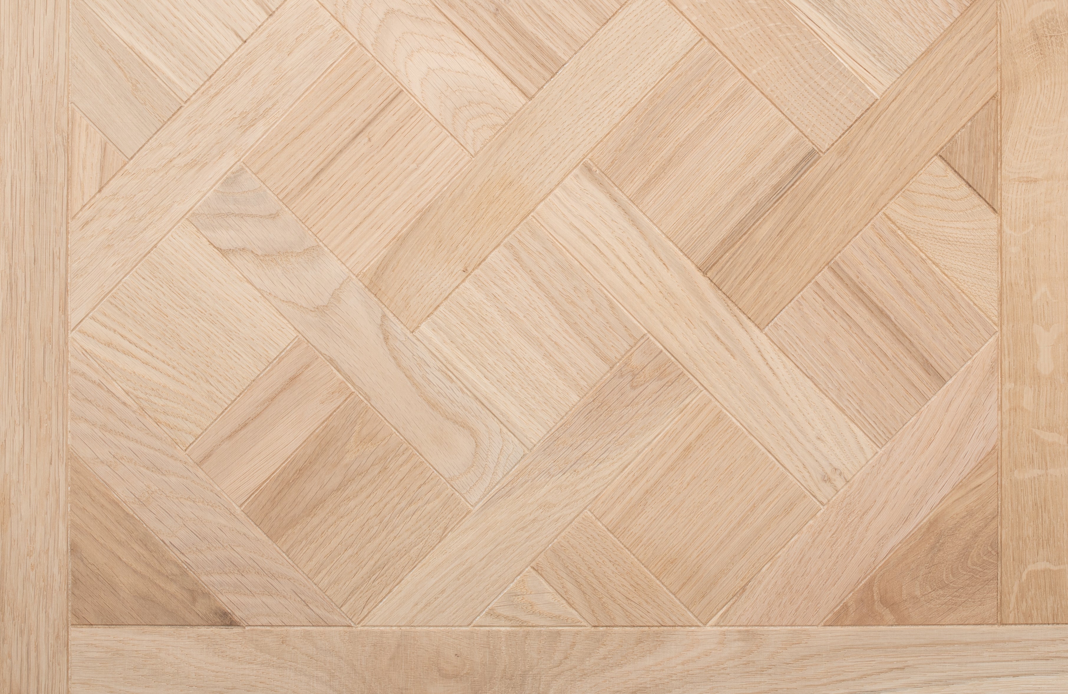 14(3)x600x600 Versailles Panel Brushed Unfinished Engineered Oak Flooring