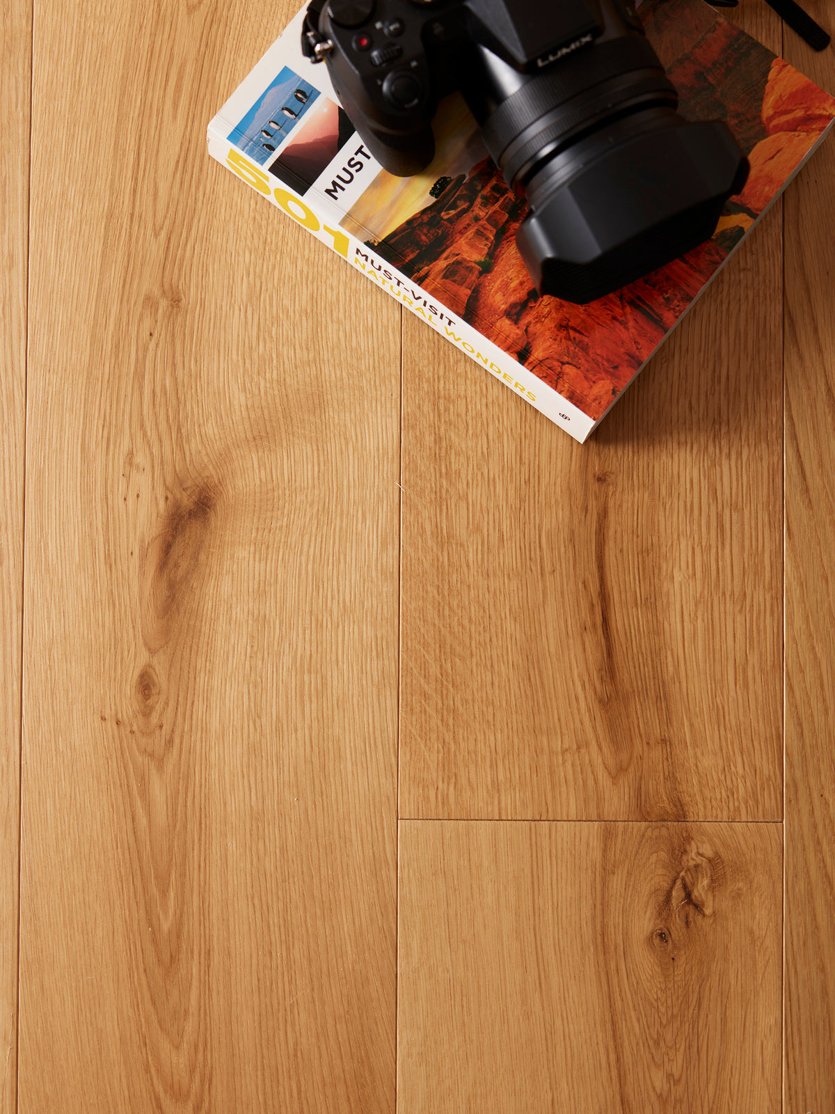 14(3)x190x1900 Smooth UV Oiled Engineered Oak Flooring E2004 - Box Cov ...