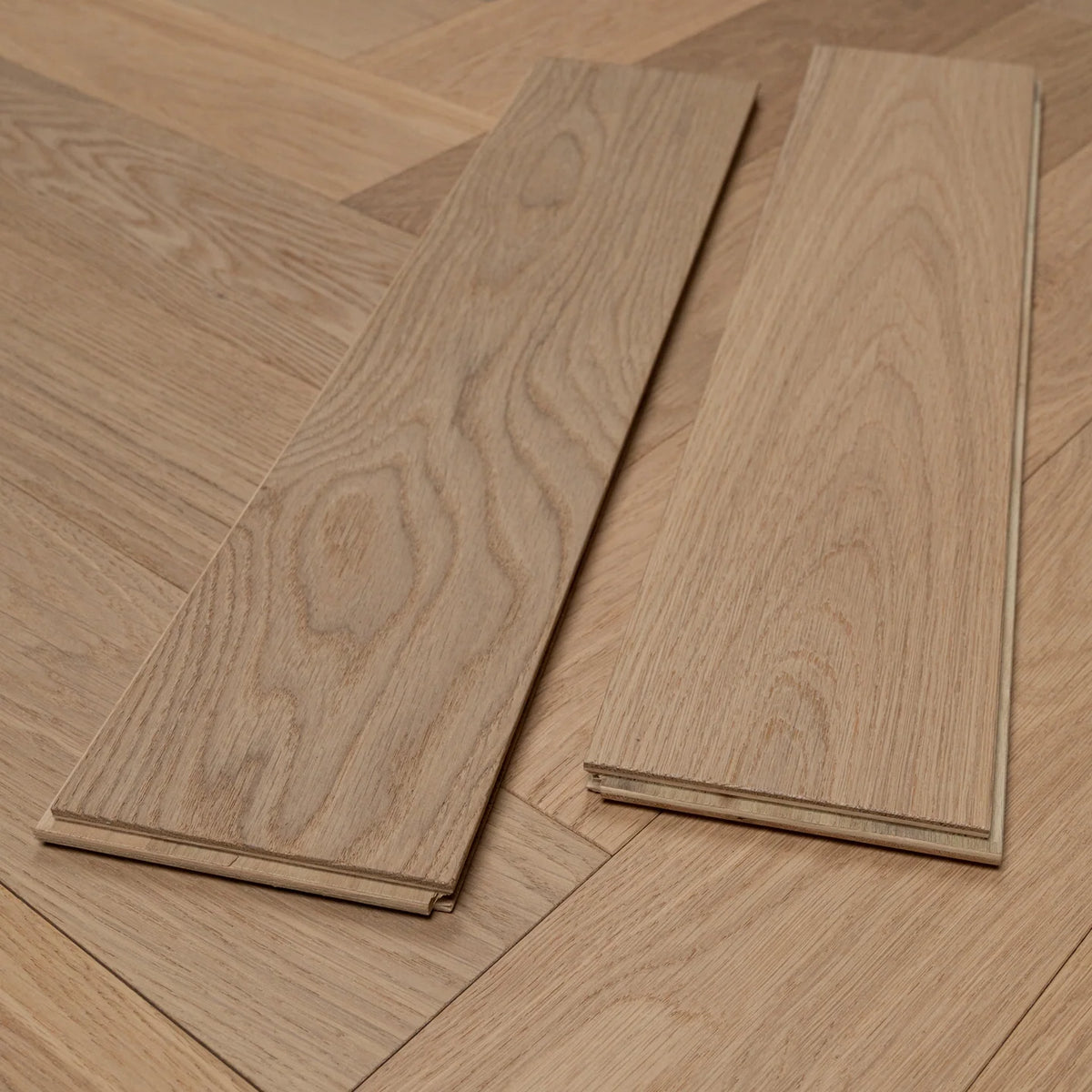 14(3)x125x600 Invisible Lacquered Herringbone Engineered Oak Flooring - Box Coverage 1.2m2