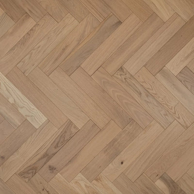 18(3)x80x300 Invisible Brushed Lacquered Engineered Oak Herringbone - Box Coverage 1.440m2
