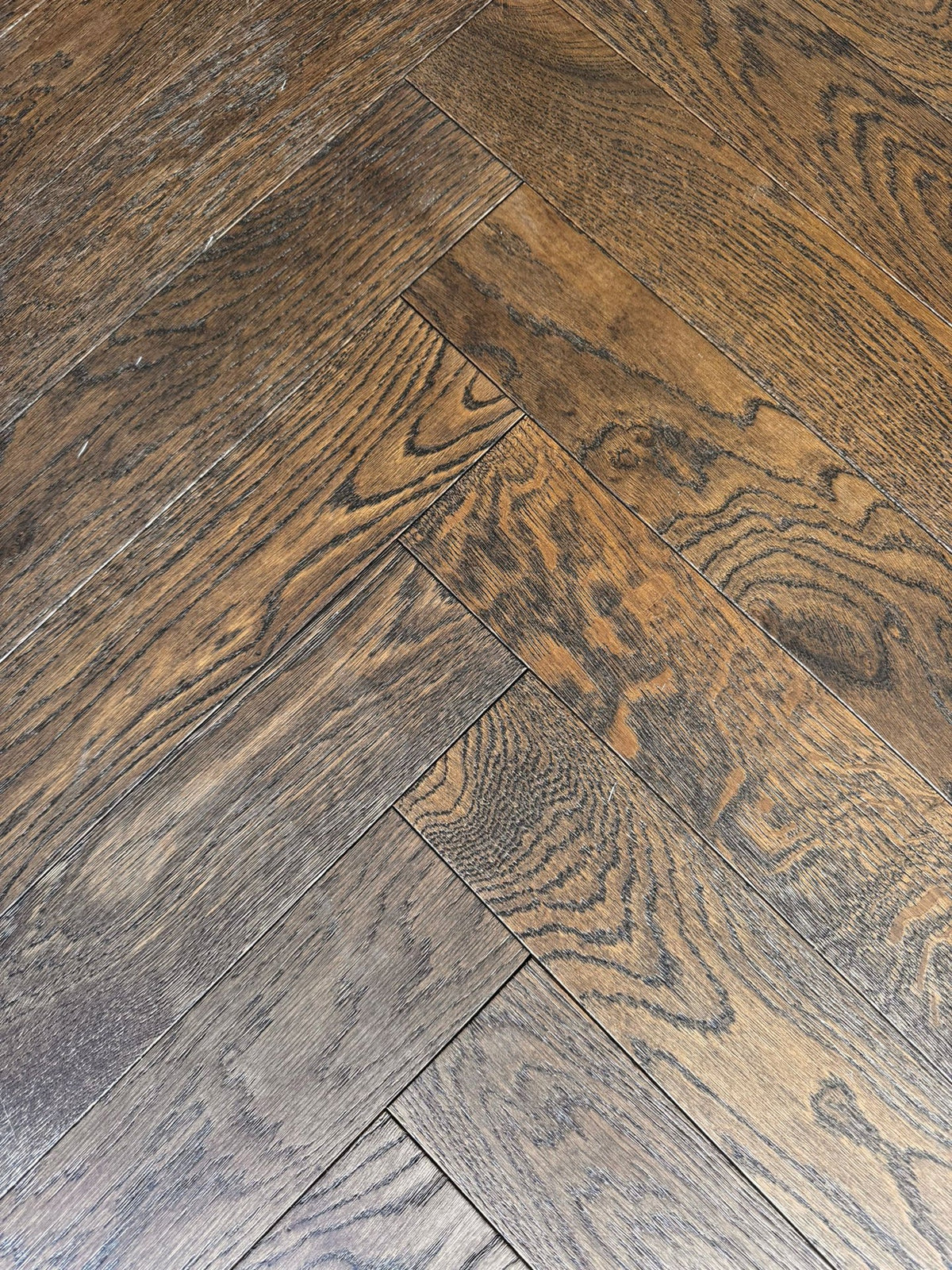 14(3)x90x450 Dark Brown Brushed Oiled Engineered Oak Herringbone - Box Coverage 1.944m2
