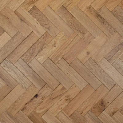 18(3)x80x300 Brushed Lacquered Engineered Oak Herringbone - Box Coverage 1.440m2