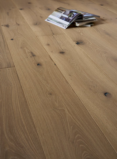 14(3)x220x2200 Brushed Ice White Reactive Stain Sunken Filler Engineered Oak Flooring HEKLA220 - Box Coverage 2.094m2