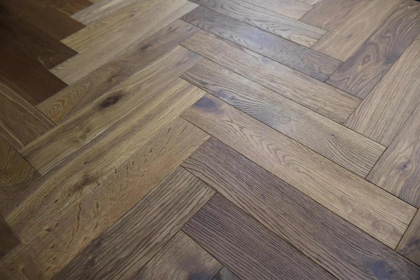 14(3)x90x510mm Chevron Smoked Brushed Oiled Engineered Oak Flooring - 1.836m2