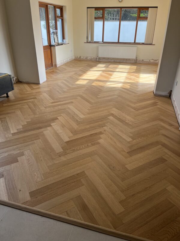 14(3)x125x600 Brushed Natural Oiled Herringbone Engineered Oak Flooring