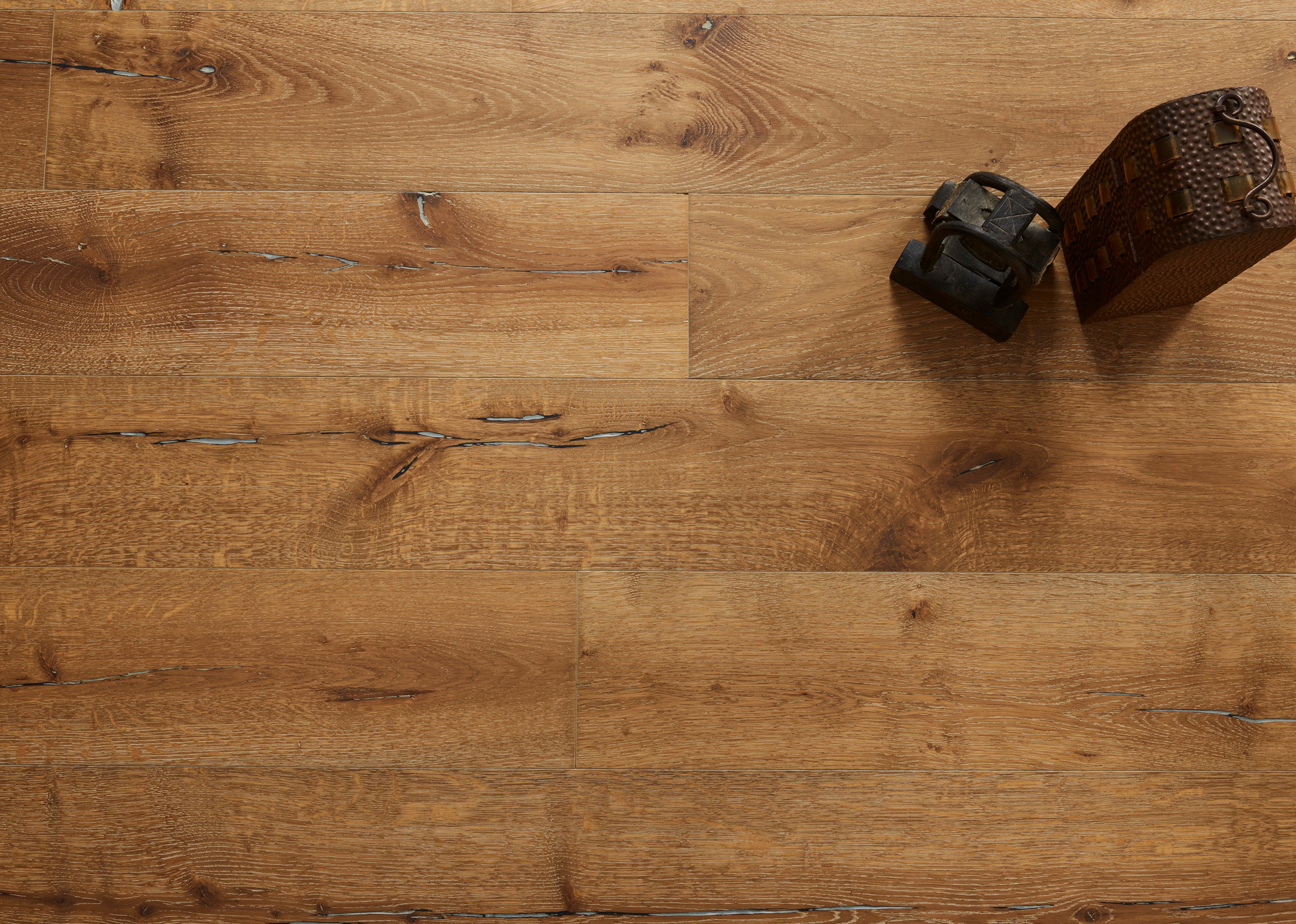 14(3)x190x1900 Smoked Limed White Engineered Oak Flooring L1003