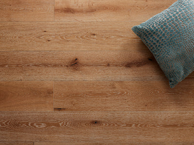 14(3)x190x1900 Brushed Limed Oiled Engineered Oak Flooring L1005