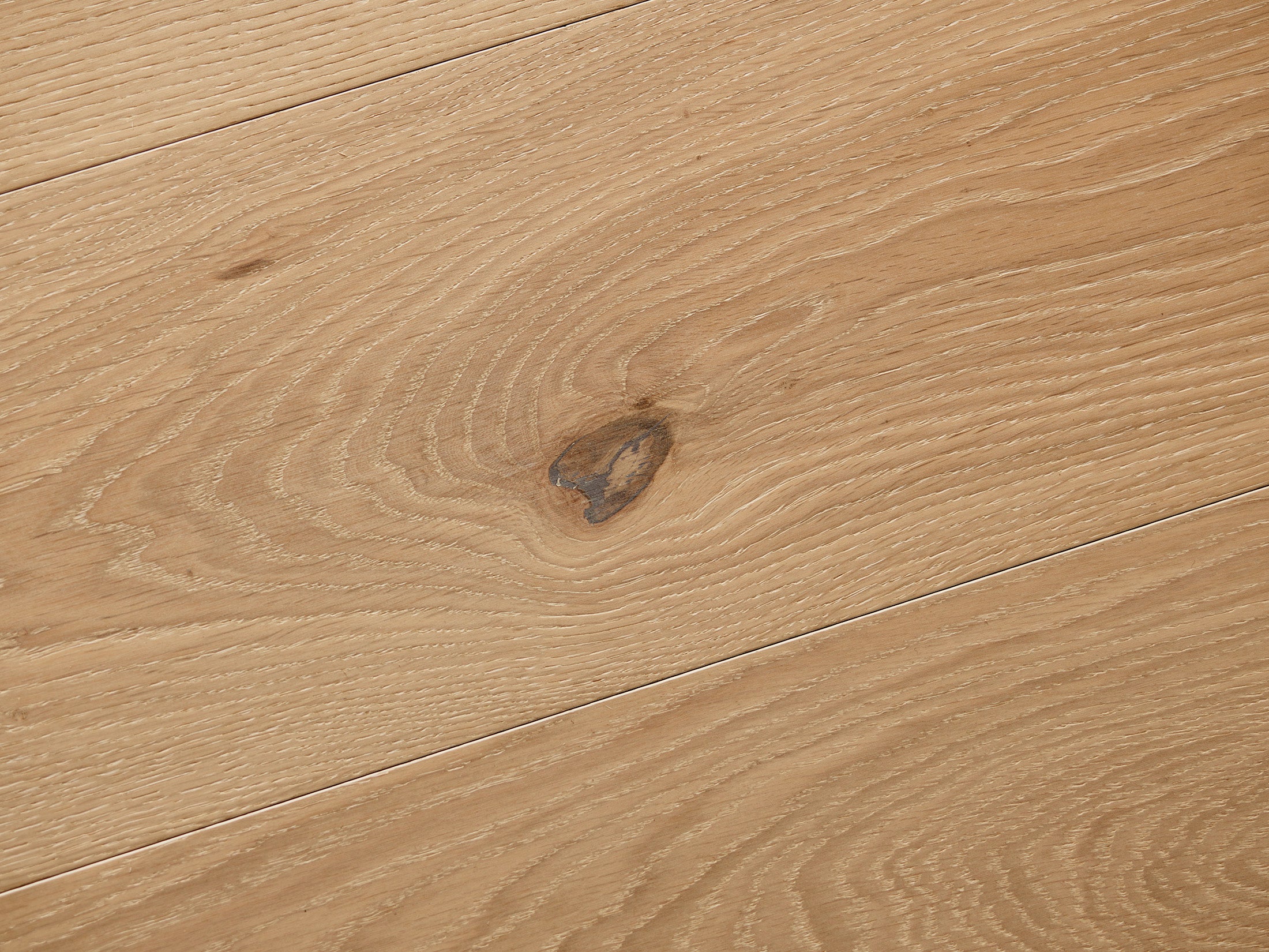 14(3)x190x1900 Brushed Ice White UV Oiled Engineered Oak Flooring M4003