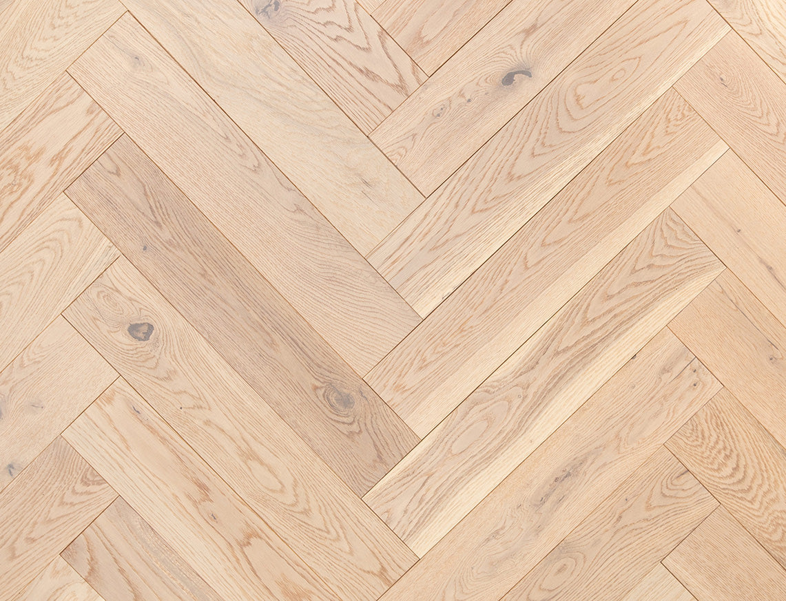 15(4)x125x600 InvisibleOiled Herringbone Engineered Oak Flooring