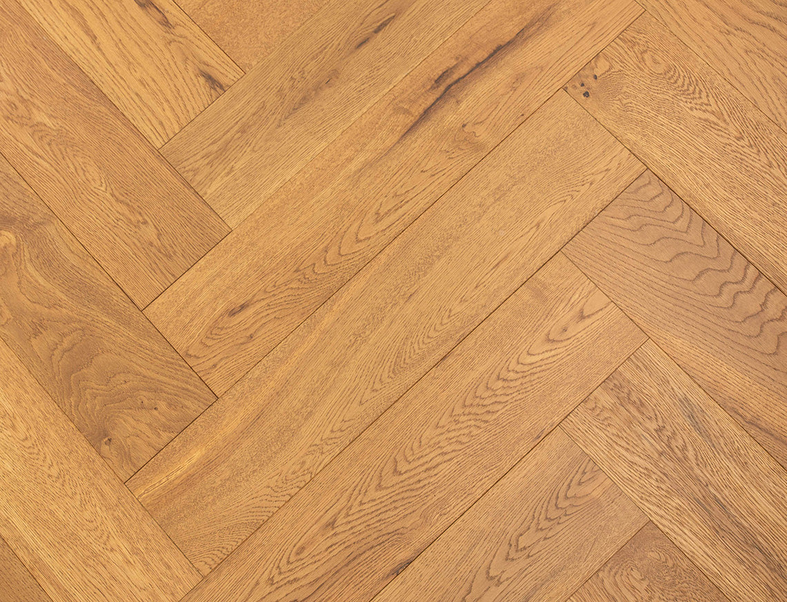 15(4)x125x600 Brushed Golden Oiled Herringbone Engineered Oak Flooring