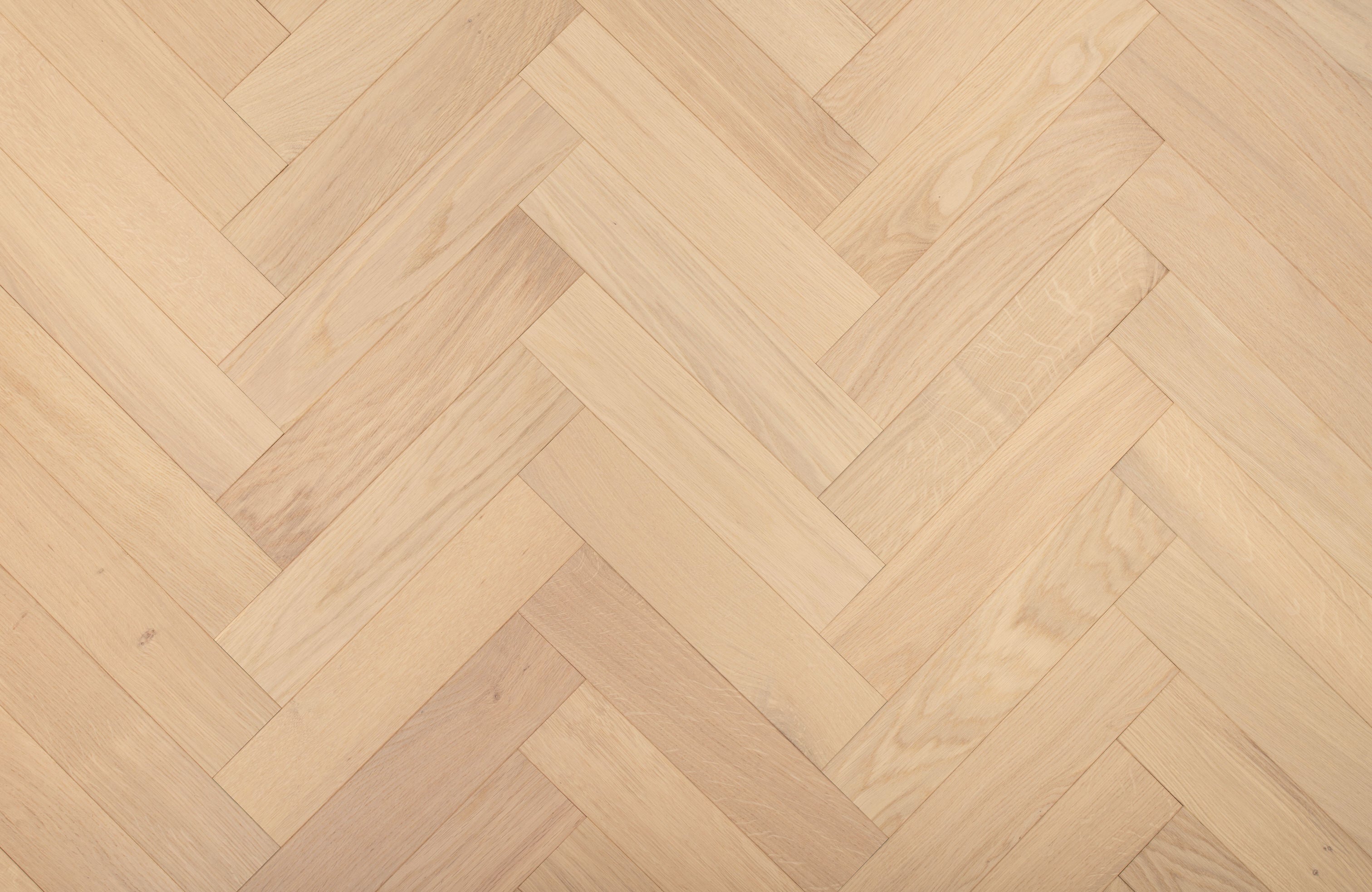 20(6)x80x350 Brushed Invisible Oiled Herringbone Engineered Oak Flooring