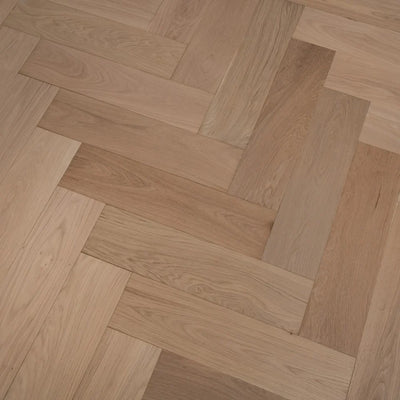 14(3)x150x600 Unfinished Herringbone Oak Flooring - Prime Grade