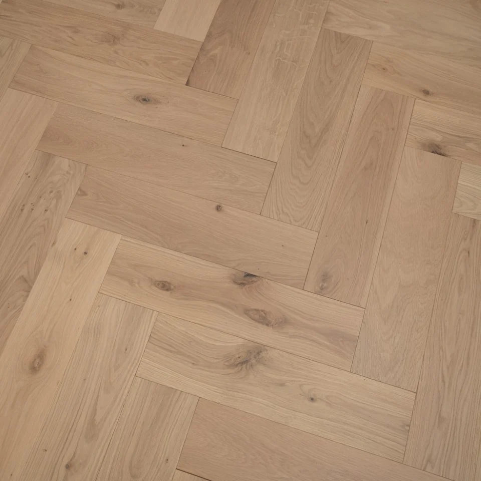 14(3)x150x600 Invisible Lacquered Herringbone - Box Coverage 1.8m2