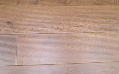 14(3)x190 Hand Scraped Golden Lacquered Oak Flooring image 1