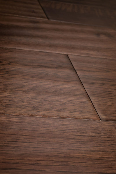 15(4)x189 Hand Scraped Vintage Oak Flooring image 1